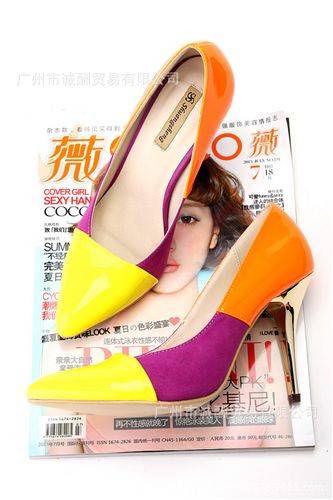 按款式分類(lèi) 2014爆款尖頭高跟鞋性感細(xì)跟顯瘦女單鞋淺口低幫鞋