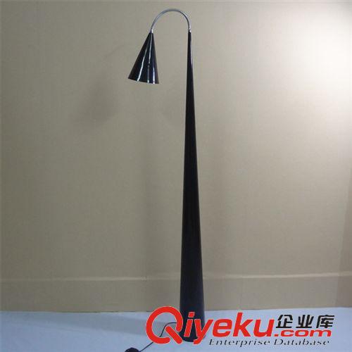 燈具 現(xiàn)代簡(jiǎn)約時(shí)尚創(chuàng)意宜家落地?zé)?臥室客廳個(gè)性護(hù)眼書(shū)房床頭落地臺(tái)燈原始圖片3
