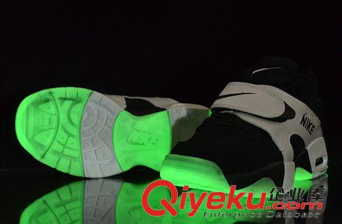 耐克nike VEER 權(quán)志龍夜光底 黑白36-44 粉白36-39 深藍(lán)白36-44原始圖片3
