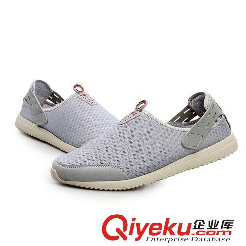 2015夏季透氣網(wǎng)布鞋主推 2015春夏網(wǎng)布透氣情侶鞋男女跑步鞋 懶人鞋一腳蹬網(wǎng)面軟鞋子批發(fā)原始圖片3