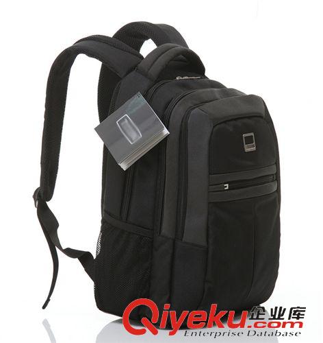 其他外貿(mào)小商品 超級耐用！德國經(jīng)典黑色休閑男士帆布書包雙肩旅行背包 男