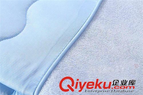 其他外貿(mào)小商品 全網(wǎng){dj2}！科技冰絲面料+竹纖維雙面多功能空調(diào)被0193原始圖片2