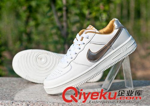 跑步鞋 春夏roshe run鞋女小跑休閑運動鞋倫敦旅游跑步鞋女鞋黑白跑鞋輕