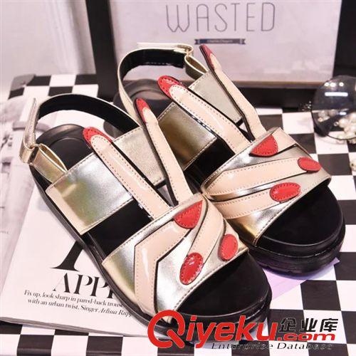 涼鞋 歐洲站夏款新品厚底松糕涼鞋手指Y拼接一字扣羅馬魔術貼女鞋批發