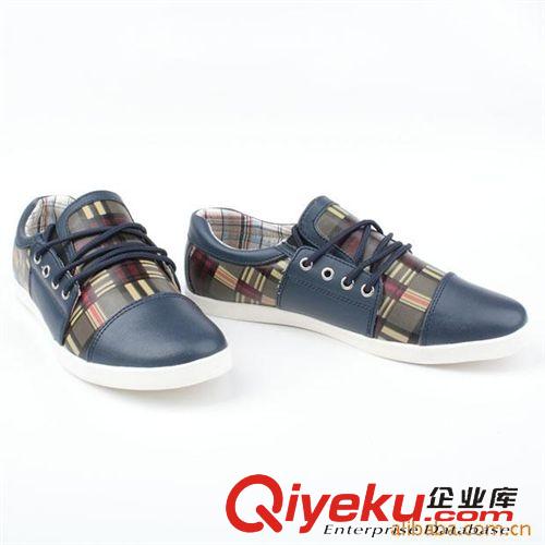 2010【訂貨】 意大利 佰式蜻蜓 BSQT 批發(fā)供應(yīng)男士低邦運(yùn)動(dòng)休閑鞋K00805