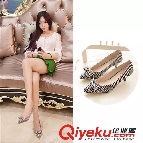 品牌鞋子 2014秋季新款氣質(zhì)淑女小高跟尖頭單鞋千鳥格名媛范兒女鞋一件代發(fā)
