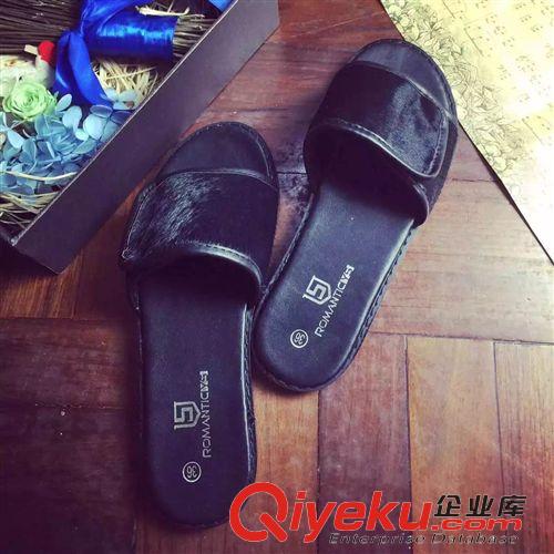 涼拖 廠家直銷一件代發(fā)韓國(guó)夏季新款女鞋 zp馬毛魔術(shù)貼平底涼鞋拖鞋
