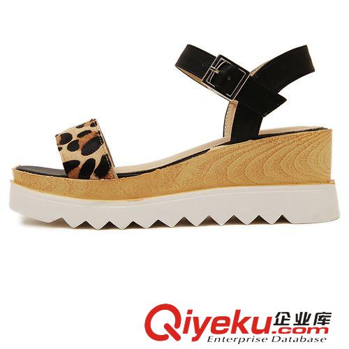 5月3號新款 2015廠家生產(chǎn)夏季新款馬毛真皮厚底爆款坡跟涼鞋厚底高跟女鞋原始圖片3