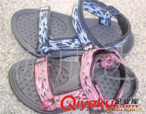 童鞋系列 【廠家直銷(xiāo)】供應(yīng)卡通時(shí)尚兒童沙灘鞋 新款沙灘鞋原始圖片2