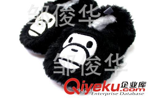 baby鞋，襪，帽，周邊 bape猴子臉加厚長(zhǎng)毛刺繡嬰兒鞋BB學(xué)步鞋保暖冬棉鞋
