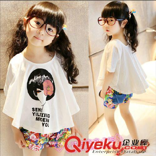 2015年4月春夏款上新 t童裝2015韓版童裝女童飛袖無袖格子短褲夏季新款2件童套裝批發