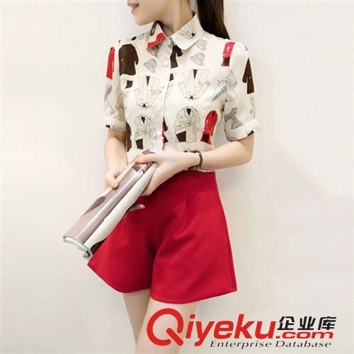 熱門(mén)系列 夏季新款女裝通勤氣質(zhì)性感花襯衫紅色闊腿短褲時(shí)尚套裝批發(fā)原始圖片3