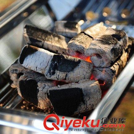 春夏先看 戶外燒烤爐專用燒烤碳木炭無煙碳 盒裝環(huán)保炭 機制碳2公斤價