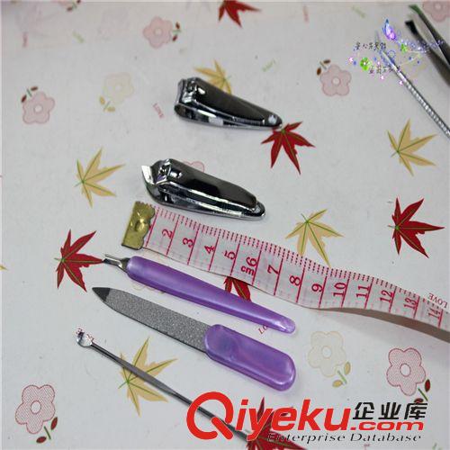 10元店五金工具 h116義烏蘋果造型九件套美容美甲套裝批發(fā) 指甲刀套裝 10元店貨源原始圖片2