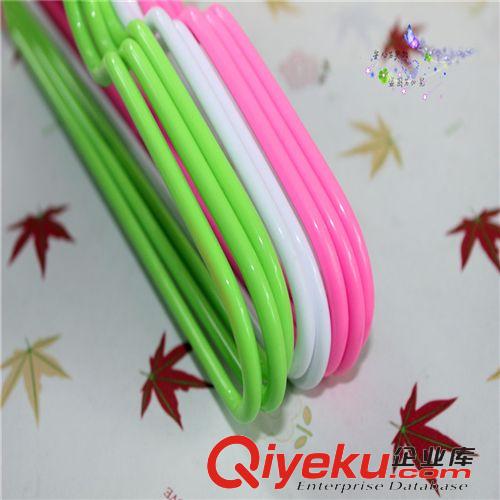 10元店家居用品 h123韓版塑料金屬防滑衣架 8133衣物晾曬架子 9.9元 地攤熱賣貨源原始圖片3