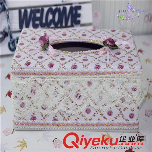 10元店家居用品 s108兩朵花蕾絲大號(hào)紙巾盒時(shí)尚布藝抽紙盒 10元精品店批發(fā)配送原始圖片3
