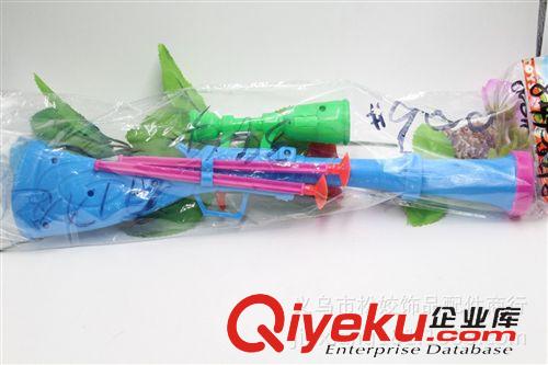 軍事模型 義烏小商品 廠家直銷 2元批發(fā) 2元店 兒童玩具 吸盤 006光頭強槍