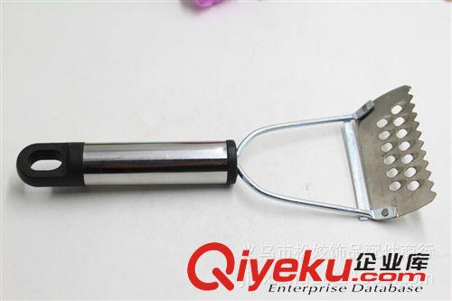 廚用刀 義烏2元批發(fā)中心 二元百貨進(jìn)貨配送 兩元店日用品采購 帶孔拉刨原始圖片2