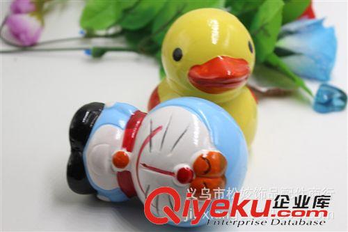 塑料、樹脂工藝品 兩元店工藝品批發(fā) 義烏2元小商品地攤采購 陶瓷卡通混款存錢筒原始圖片3