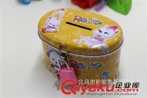 塑料、樹脂工藝品 兩元店工藝品批發 義烏2元小商品地攤采購 學生帶鎖橢圓鐵存錢筒原始圖片2