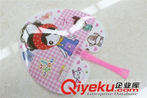 扇子 中國特色文化禮品扇 兩元店生活日用品批發夏季熱賣 桃心卡通扇子原始圖片3
