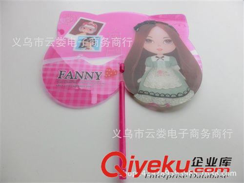 季節產品 一元二元店批發 夏天必備 大芭蕉扇 卡通蝴蝶扇 大塑料扇子原始圖片3