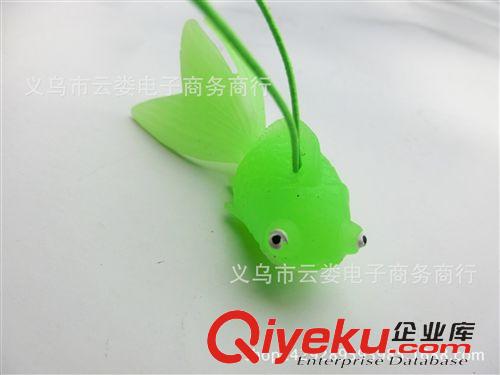 頭飾、飾品、頭繩 義烏小商品專(zhuān)批 創(chuàng)意小掛繩 小金魚(yú)掛飾 手機(jī)小飾品 創(chuàng)意小禮品原始圖片2