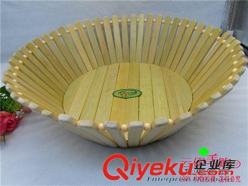 禮品工藝品 新款情侶音樂水晶球 樹脂擺件 混批十元店貨源 義烏精品禮品批發(fā)
