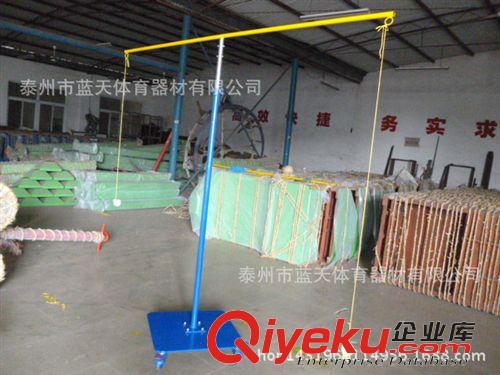 羽毛球柱、羽毛球配套用品 gd羽毛球訓練架、移動式網球訓練架 網球/羽毛球訓練架 發(fā)力架原始圖片2