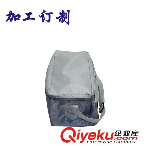 單肩包/斜挎包 廠家直銷 品牌深圳男士單肩包 歐美風 斜挎男式休閑包 男包批發(fā)原始圖片3
