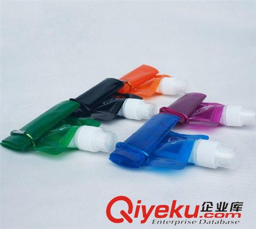 戶外周邊產品 戶外必備用品便攜式折疊水袋  環保戶外塑料水壺   批發原始圖片2