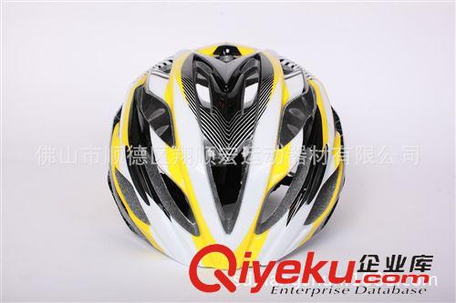 一體成型自行車(chē)頭盔 廠家直批單車(chē)騎行頭盔輪滑護(hù)具運(yùn)動(dòng)用品 自行車(chē)頭盔 滑板頭盔原始圖片3