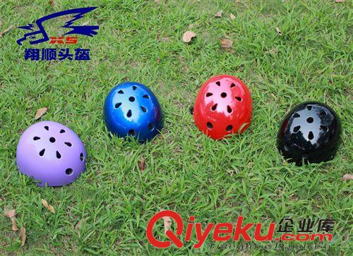 滑板極限梅花頭盔 成人梅花頭盔護具自行車一體成型騎行頭盔 騎行護具單車頭盔批發