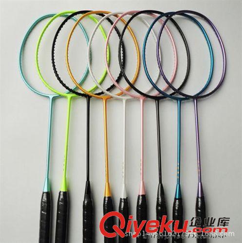 特種球拍、訓(xùn)練、電鍍拍 廠家直銷 羽毛球拍 zp 全碳素超輕無標(biāo)訓(xùn)練拍 質(zhì)保28磅 可OEM
