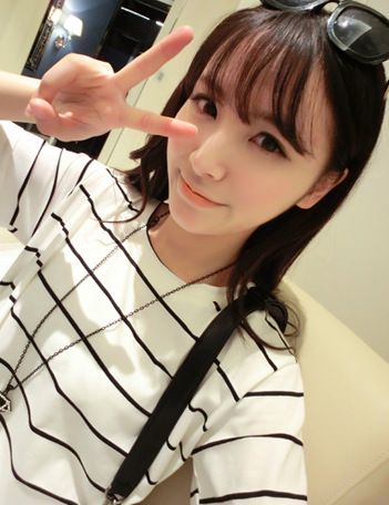 熱銷新款 韓版經(jīng)典百搭寬松條紋卷邊短袖T恤女原始圖片3