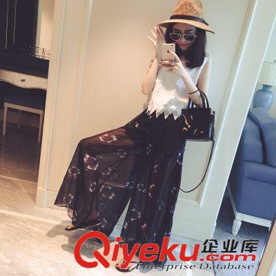 6月1號新款 夏裝新款女裝民族風(fēng)印花大圓領(lǐng)女式七分袖雪紡衫短款上衣