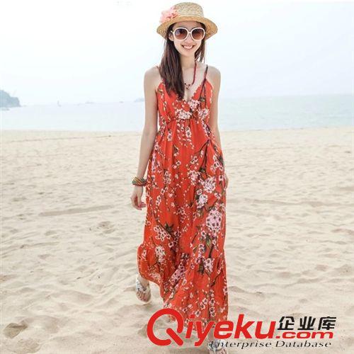 5月31號(hào)新款 新款韓國(guó)百搭修身桃花甜美長(zhǎng)裙V領(lǐng)吊帶沙灘裙原始圖片2