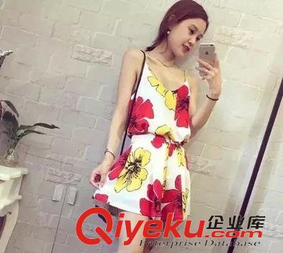 5月17號新款 韓版寬松大碼女花吊帶背心闊腿短褲修身兩件套裝原始圖片2