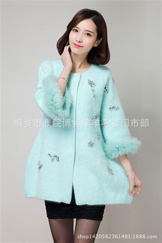 冬季女裝 貂絨長(zhǎng)毛華貴優(yōu)雅唯美版開衫斗篷披肩毛衣手工釘珠款毛衣爆款原始圖片2