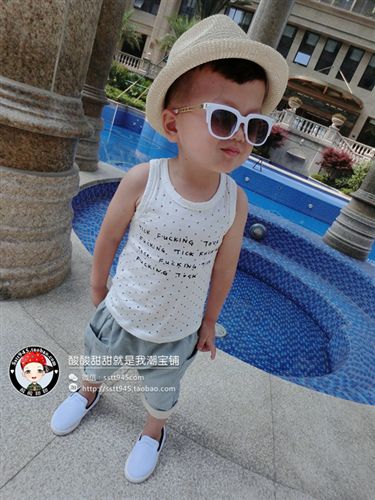 2015夏裝第三波 2015童裝男童夏季無袖T恤韓版兒童中小童做舊小洞超個(gè)性字母背心原始圖片2