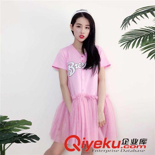 6月新款 2239韓國(guó)代購(gòu)實(shí)拍小白 潮牌爆款13號(hào)字母棒球服拼紗蓬蓬連衣裙女原始圖片3