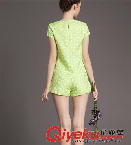 歐洲站系列 歐洲站名夏季女裝 名媛小香風(fēng)波點(diǎn)休閑時(shí)尚提花運(yùn)動(dòng)短袖短褲套裝原始圖片3