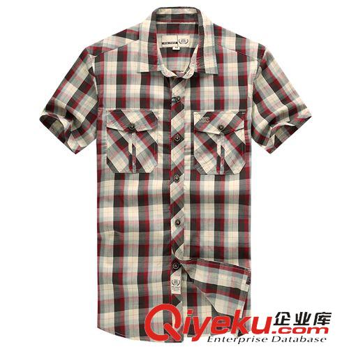 男短袖襯衫 2015夏季新品 男式休閑短袖襯衫 男格仔大碼襯衣 男裝襯衫批發