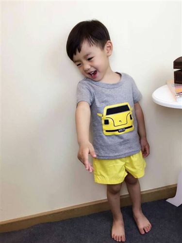 時尚親子裝 實拍2015夏裝新款一家三口休閑經(jīng)典小汽車溫馨時尚親子套裝潮