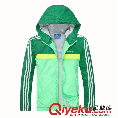 運動戶外風(fēng)衣 2015春季新款 拼接連帽拉鏈運動休閑 防風(fēng)衣 外套 男士款大碼風(fēng)衣