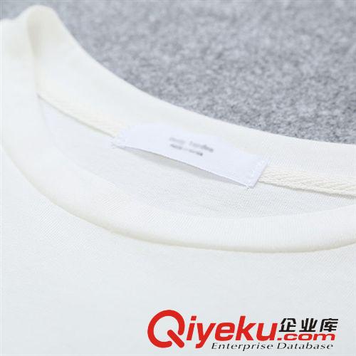 2015年5月新品 2015夏季新款女士t恤 韓版簡約休閑字母印花寬松五分袖T恤批發(fā)
