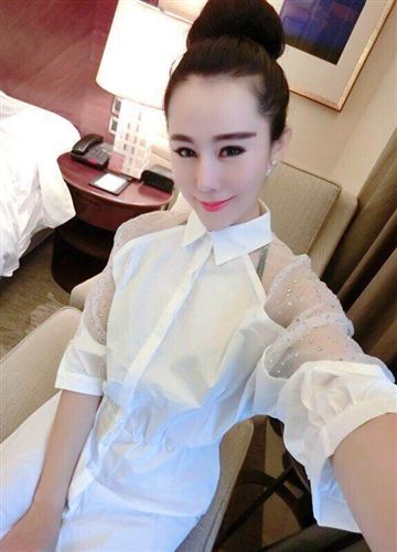 女式襯衫 春裝新款歐洲站時(shí)尚氣質(zhì)翻領(lǐng)拼歐根紗長(zhǎng)款打底襯衣襯衫女裝8036