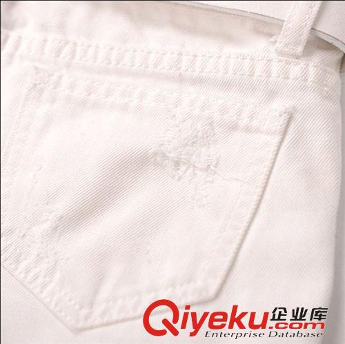 短裙 短褲 白色牛仔短褲女2015夏季新款修身顯瘦時(shí)尚卷邊熱褲子潮【送腰帶】原始圖片3