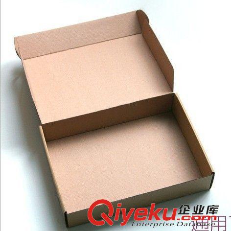 小禮物  飛機盒 代理專用gd服裝包裝盒 紙盒 飛機盒 請勿亂拍誠招代理