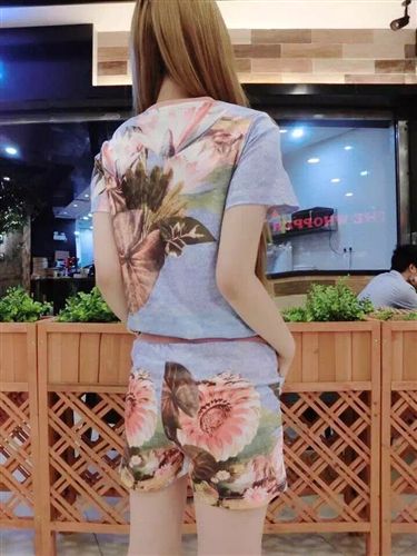    阿迪dp系列 2015新款時尚dp明星同款印花三葉草圖案上+短褲套裝女夏原始圖片3